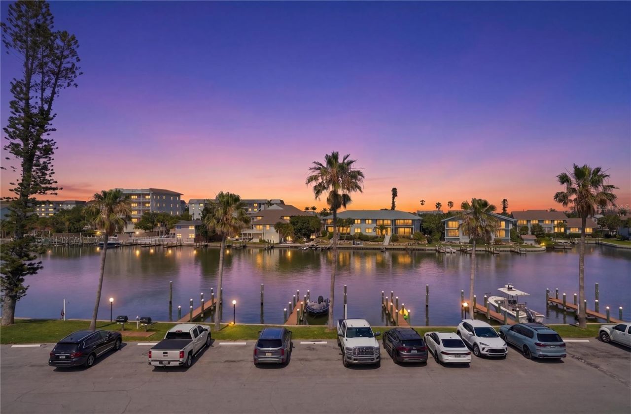 8900 Blind Pass Road, Unit A306, Sarasota, FL 34242 Photo