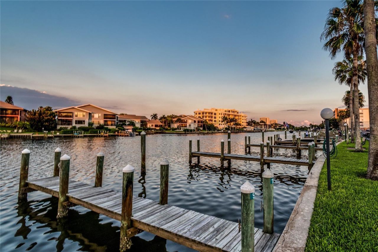8900 Blind Pass Road, Unit A306, Sarasota, FL 34242 Photo