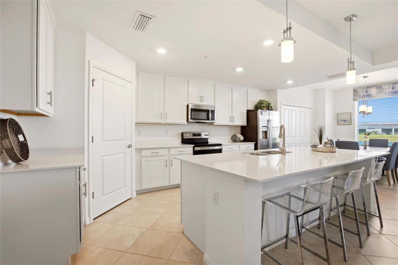 14214 Heritage Landing Boulevard, Unit 816, Punta Gorda, FL 33955 Photo