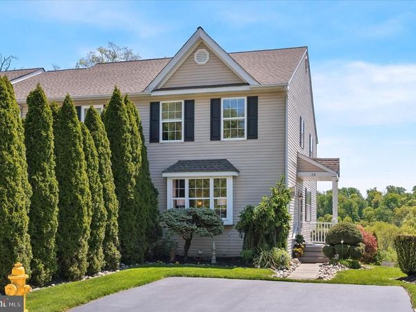 26 LINDA LANE , ASTON, PA 19014