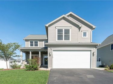 2282 Agassiz Drive, Lake View, NY 14085