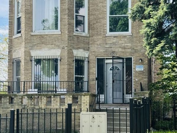 4701 W West End Avenue , Chicago, IL 60644