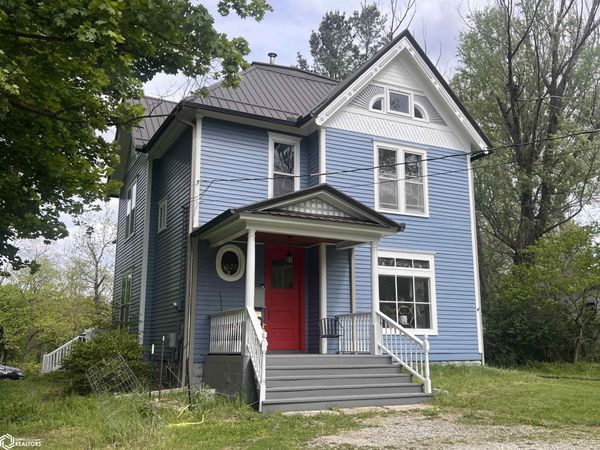 707 S Main Street, Fairfield, IA 52556