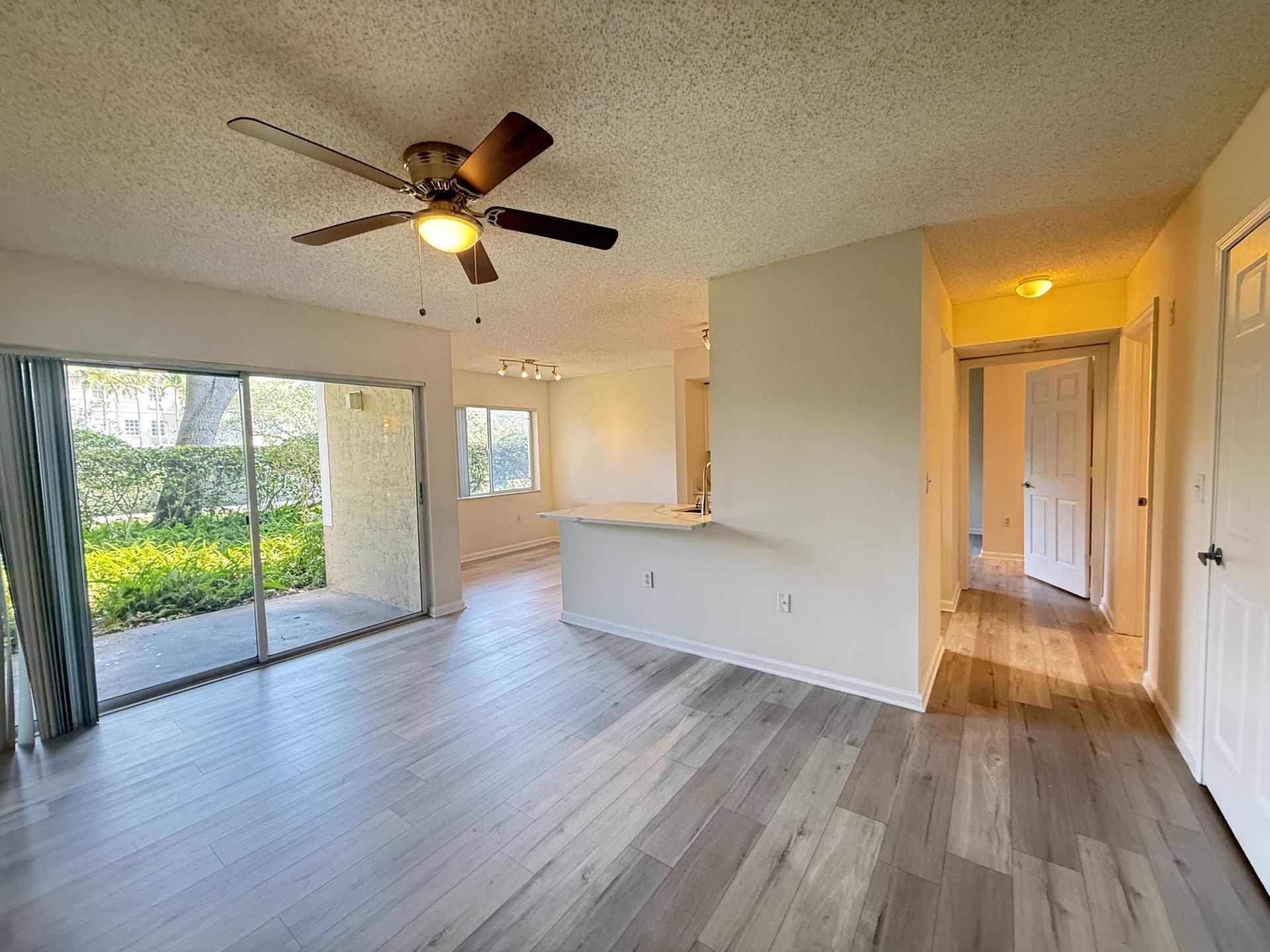 284 Village Boulevard, Unit 9110, Tequesta, FL 33469 Photo