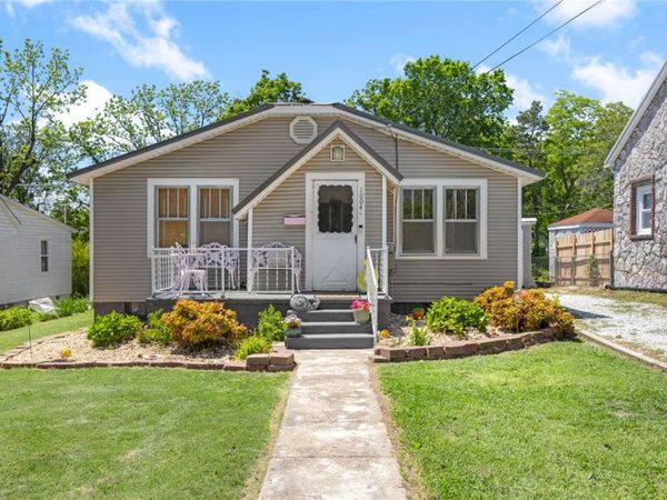 1004 N Spruce Street , Harrison, AR 72601