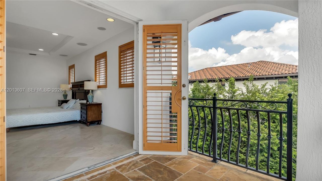 16763 NW 77th Path , Miami Lakes, FL 33016 Photo