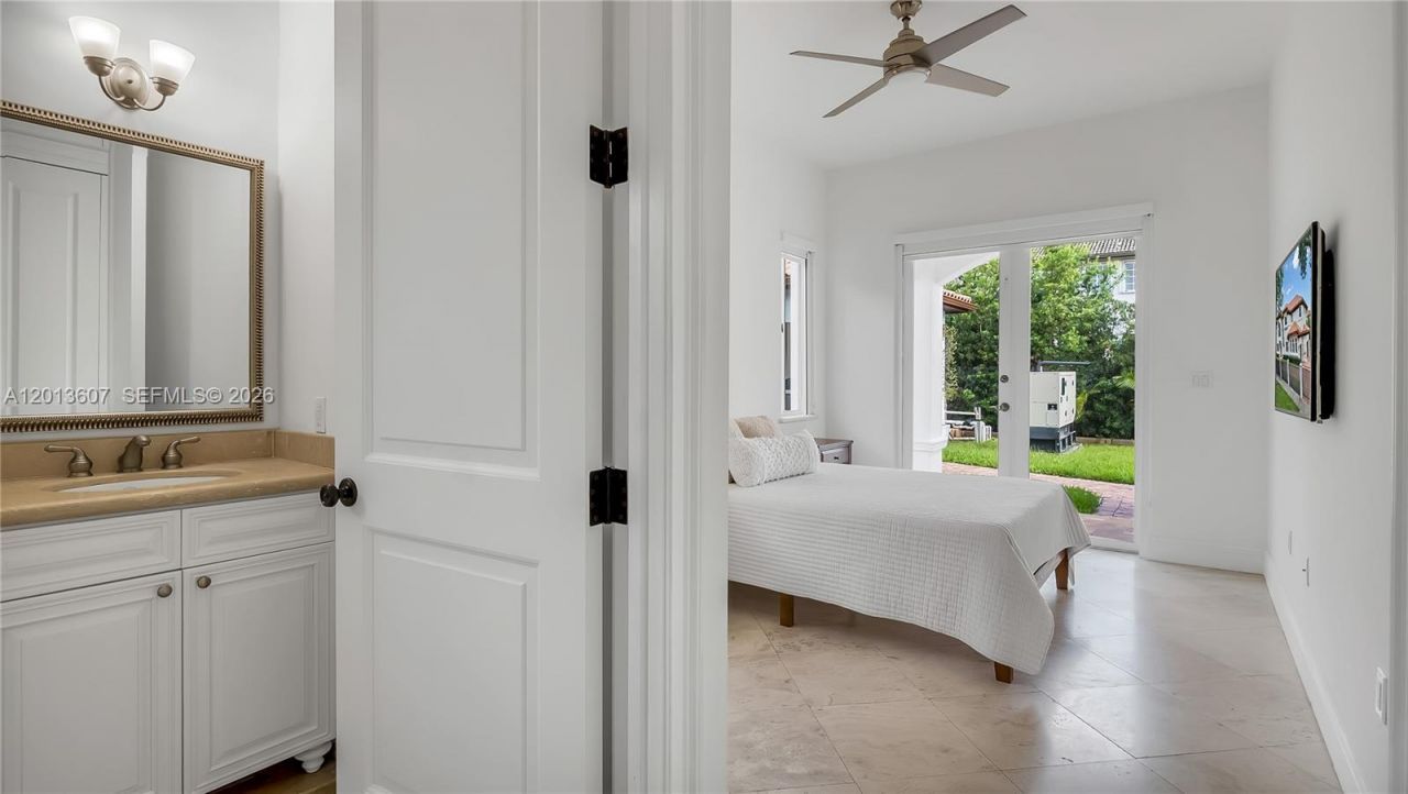 16763 NW 77th Path , Miami Lakes, FL 33016 Photo