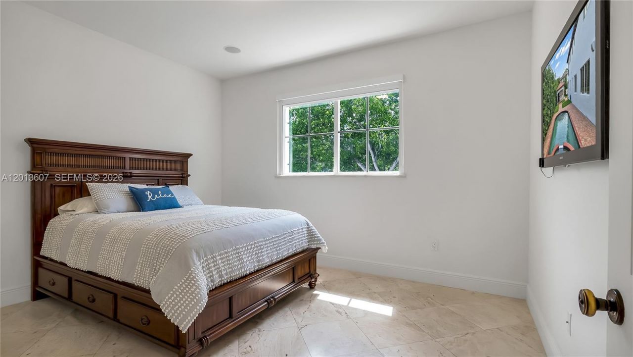 16763 NW 77th Path , Miami Lakes, FL 33016 Photo