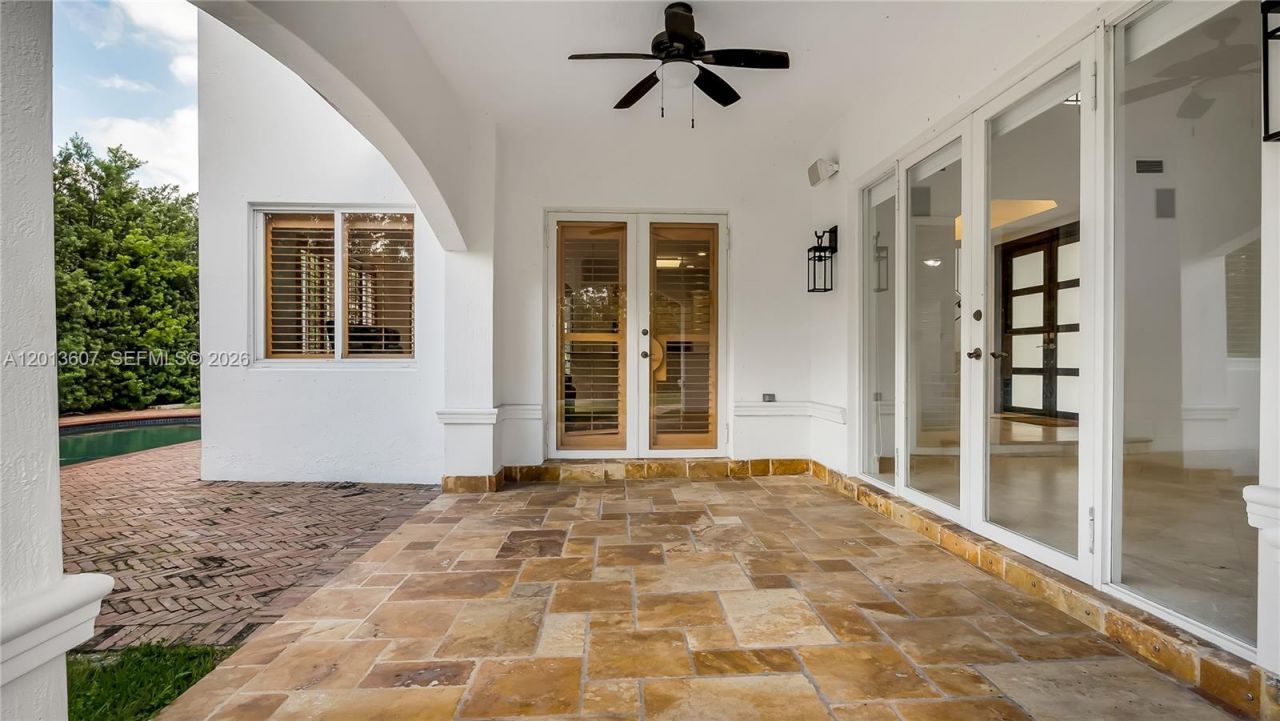16763 NW 77th Path, Miami Lakes, FL 33016 Photo