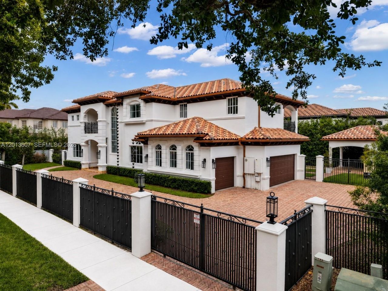 16763 NW 77th Path, Miami Lakes, FL 33016 Photo