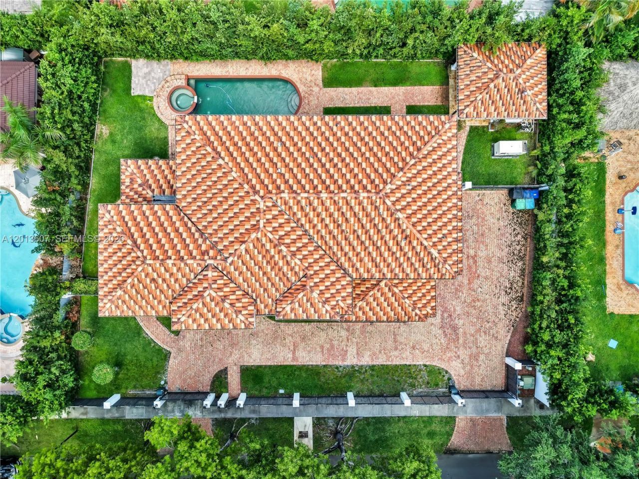 16763 NW 77th Path, Miami Lakes, FL 33016 Photo