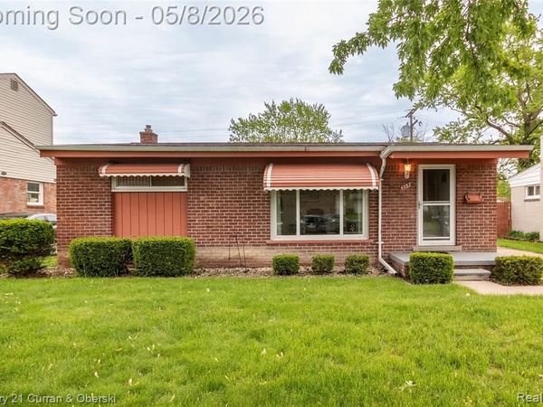 5387 Vivian Street, Dearborn Heights, MI 48125