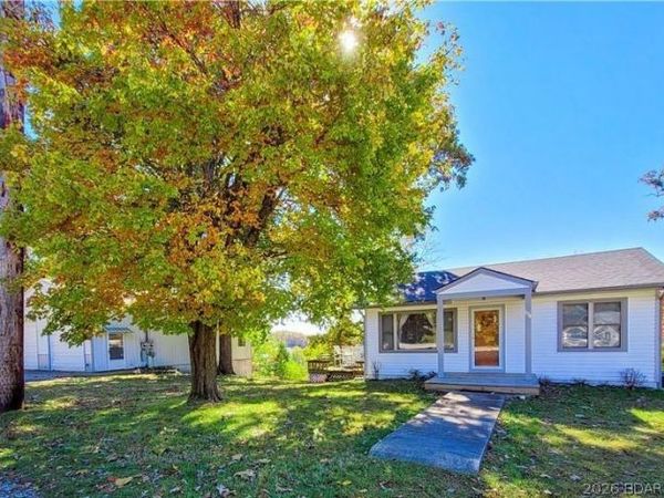 378 Highline Road , Lake Ozark, MO 65049