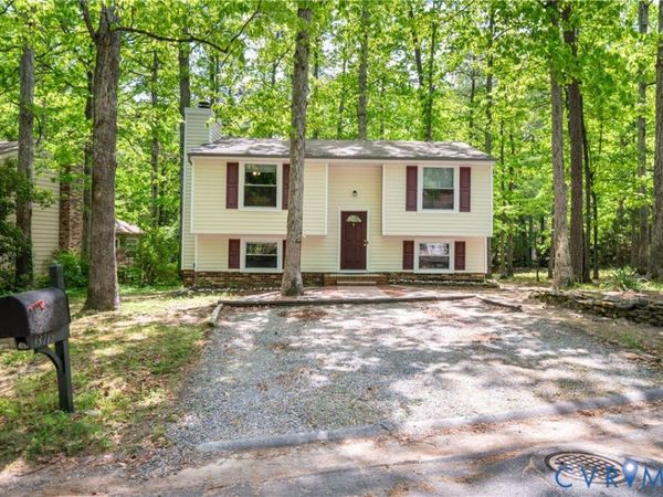 13715 Sutters Mill Circle, Midlothian, VA 23112