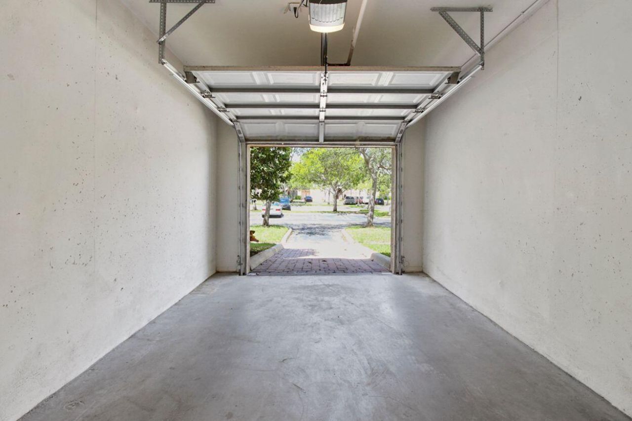 2807 Veronia Drive, Unit 103, Palm Beach Gardens, FL 33410 Photo