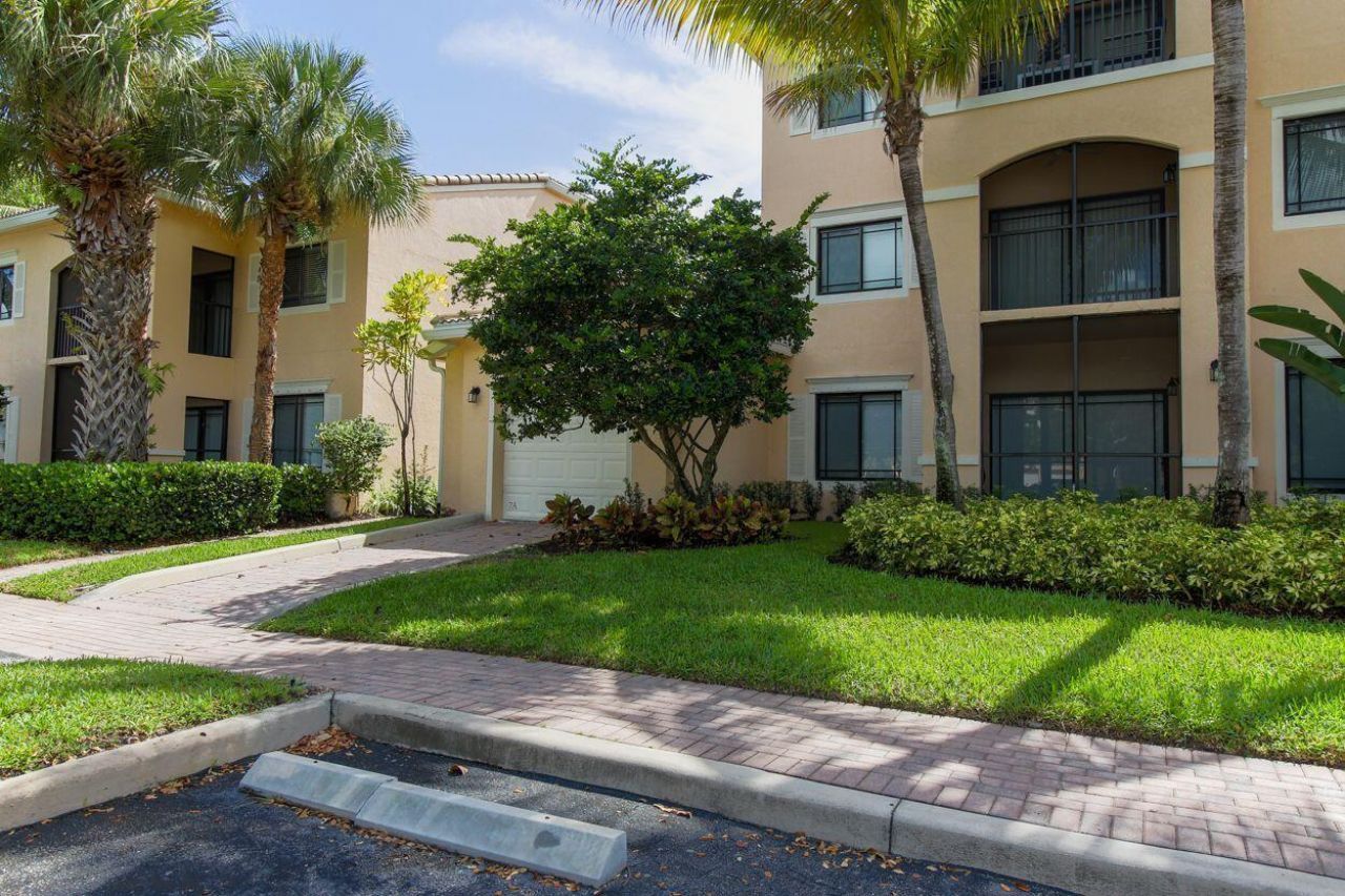 2807 Veronia Drive, Unit 103, Palm Beach Gardens, FL 33410 Photo