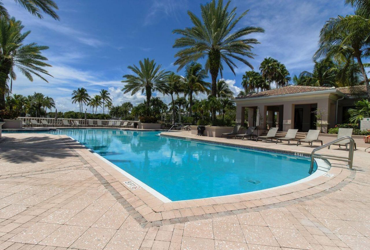 2807 Veronia Drive, Unit 103, Palm Beach Gardens, FL 33410 Photo