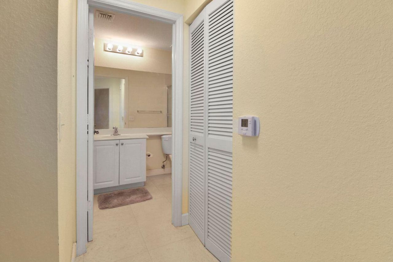 2807 Veronia Drive, Unit 103, Palm Beach Gardens, FL 33410 Photo