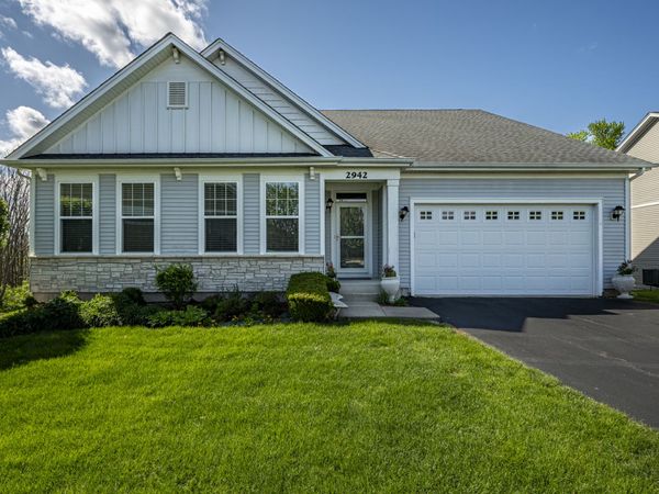 2942 Trillium Court E, Aurora, IL 60506