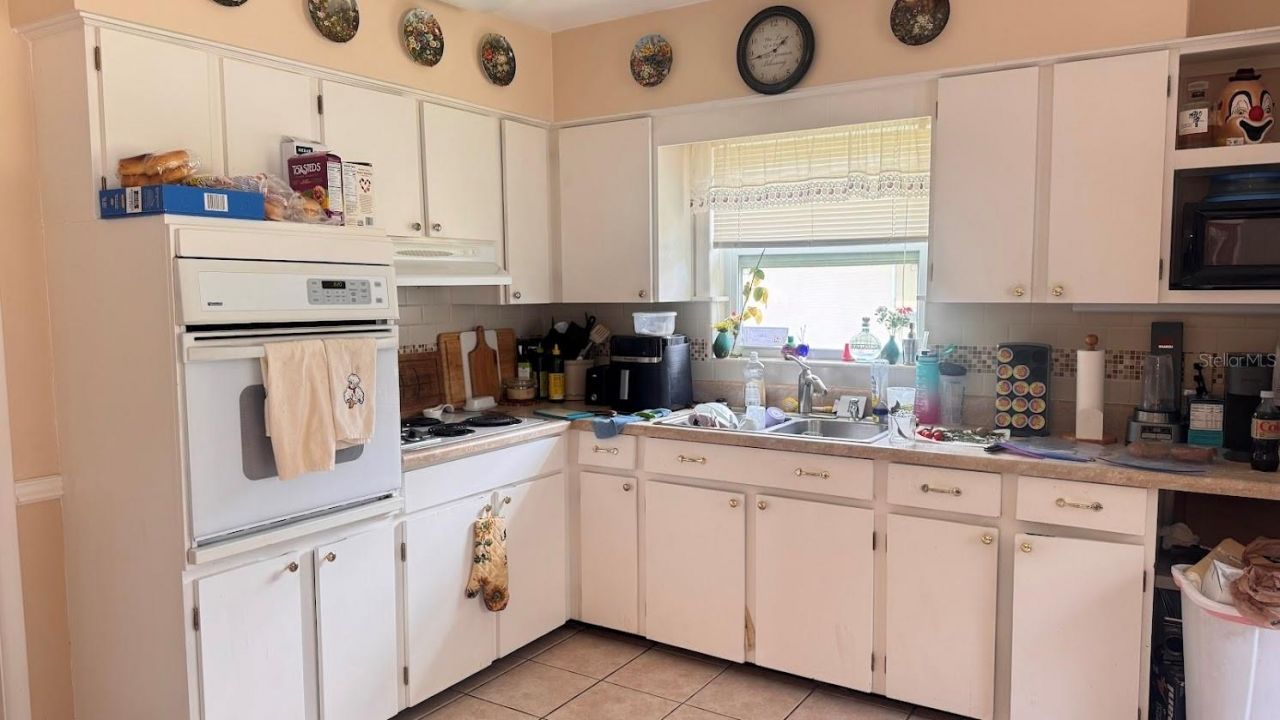 559 Villagrande Avenue S, Saint Petersburg, FL 33707 Photo