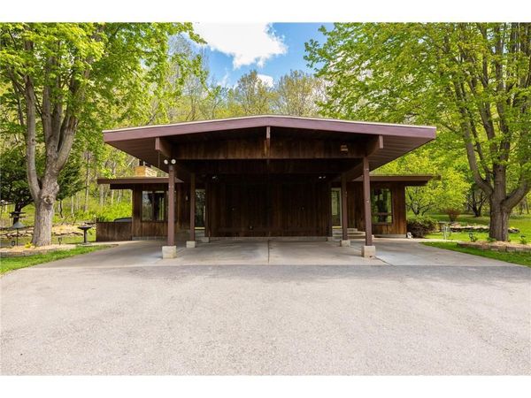 715 Alpine Lane, Holmen, WI 54636
