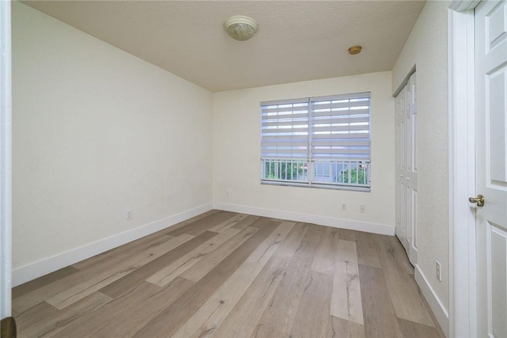 19364 S Whitewater Avenue, Weston, FL 33332 Photo