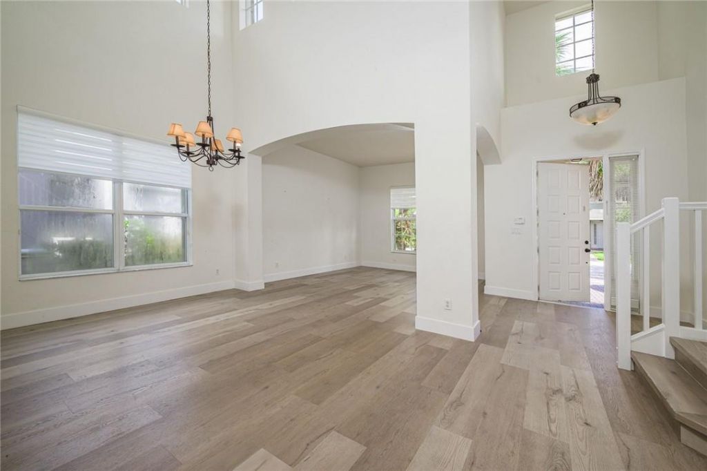 19364 S Whitewater Avenue, Weston, FL 33332 Photo
