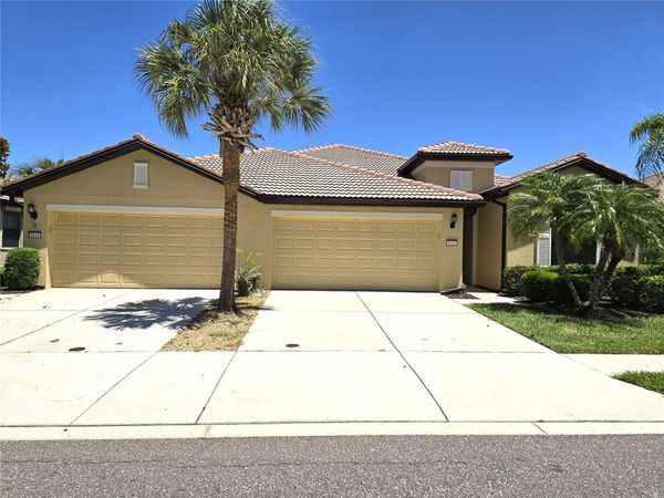 5646 SUNSET FALLS DRIVE , APOLLO BEACH, FL 33572