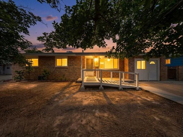 4821 Douglas Macarthur Road NE, Albuquerque, NM 87110
