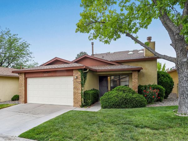 10713 Griffith Park Drive NE, Albuquerque, NM 87123