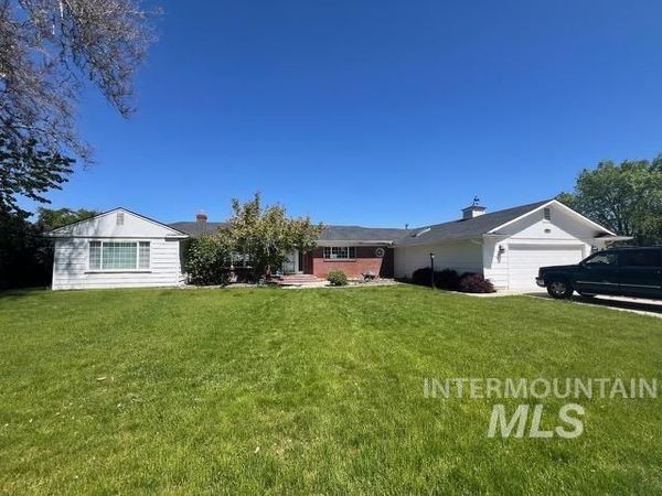 11700 W Chinden Ridge Dr, Boise, ID 83714