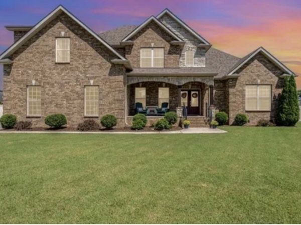2303 Lionheart Dr , Murfreesboro, TN 37130