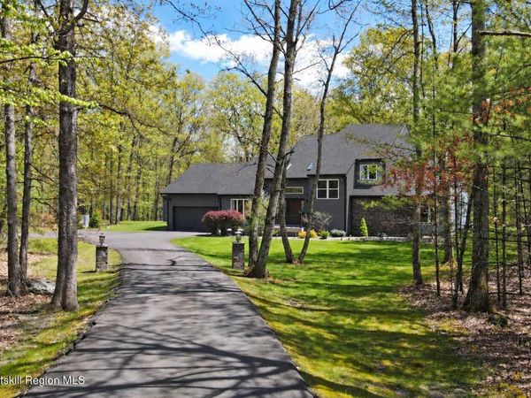 44 Bristol Hill Road, Glenford, NY 12433