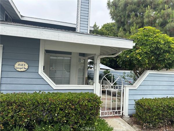 19116 Queensport Lane, Unit E, Huntington Beach, CA 92646