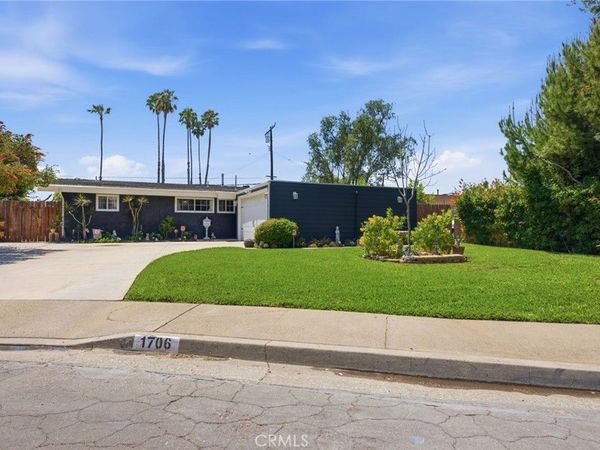 1706 Central, Fullerton, CA 92831