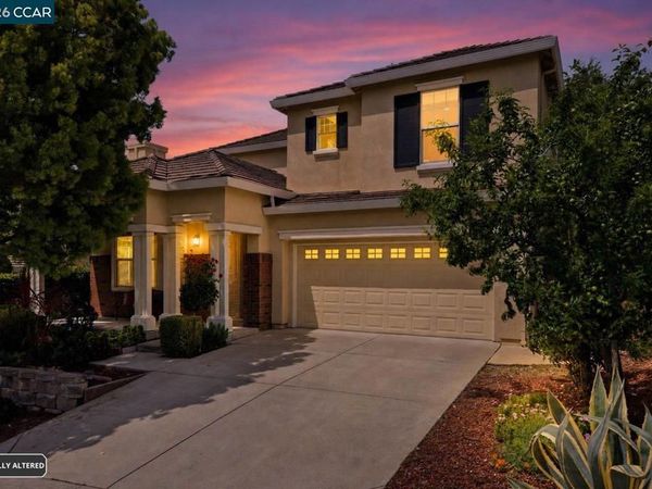 1248 Oak Knoll Dr, Concord, CA 94521