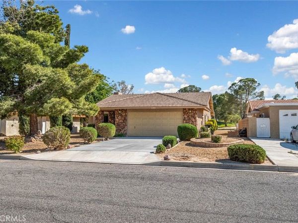 14805 Greenbriar Road, Helendale, CA 92342