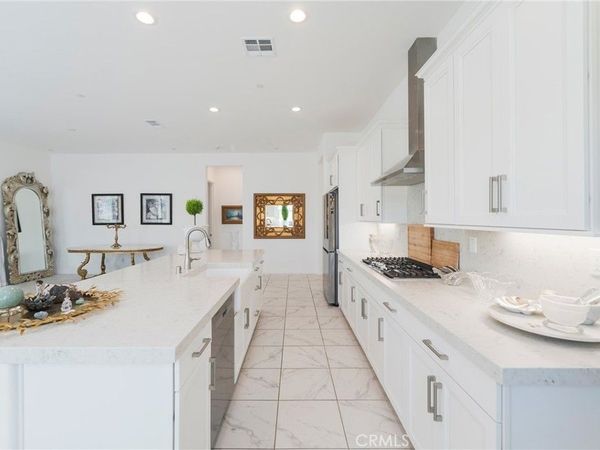 11986 Sagecrest Court, Corona, CA 92883