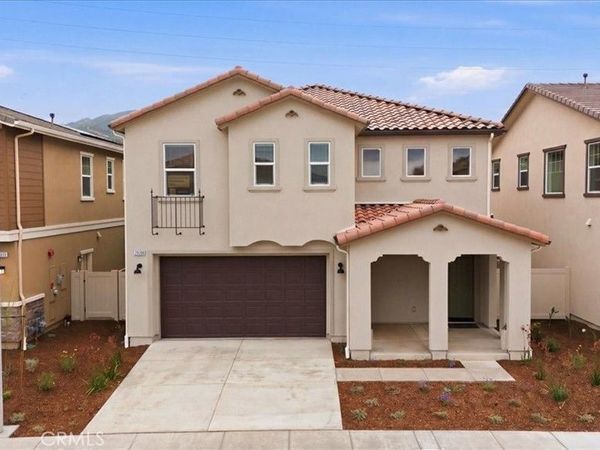 23708 Wilcox Drive, Newhall, CA 91321