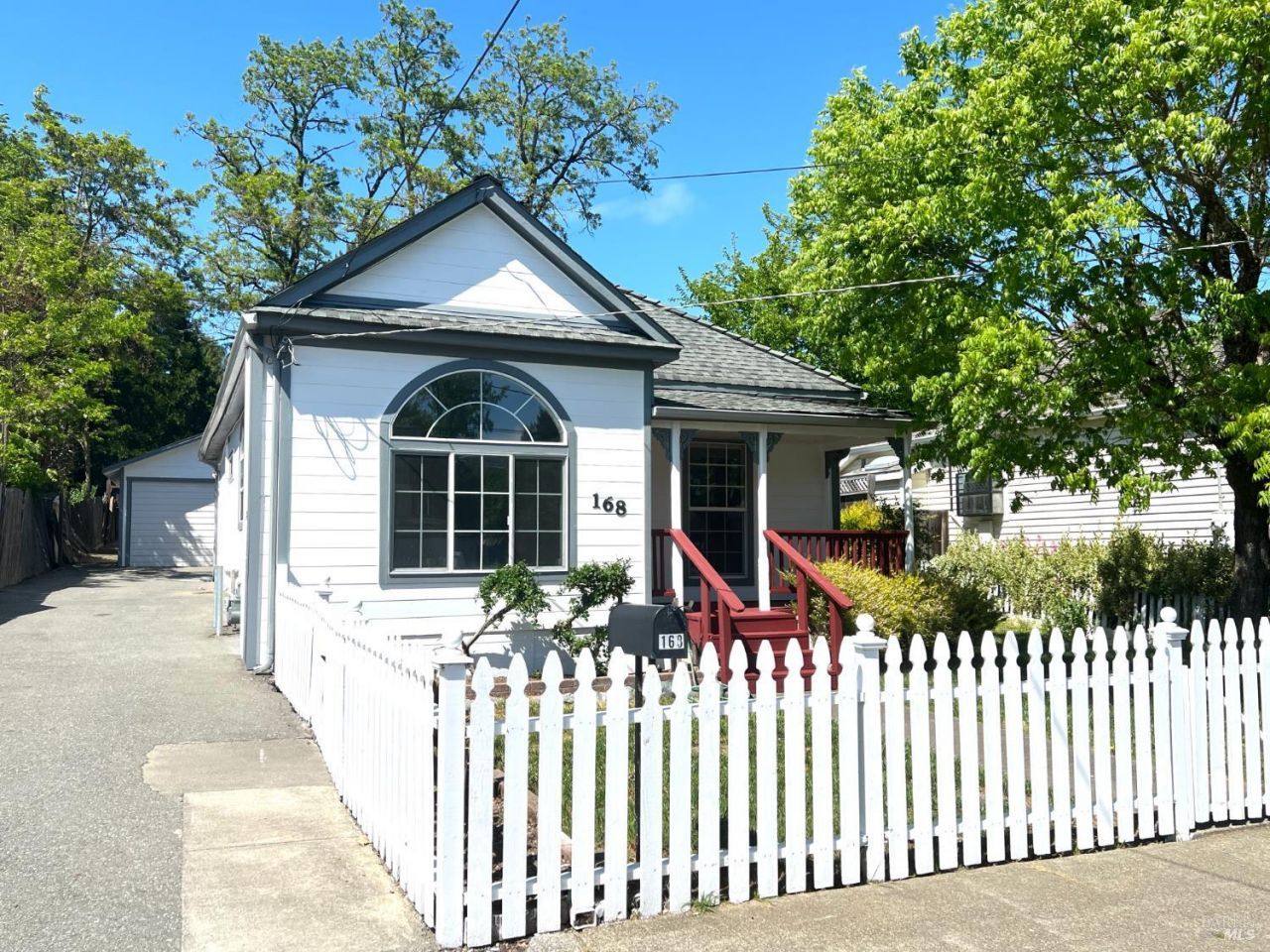 168 Pine Street, Willits, CA 95490 Main Photo
