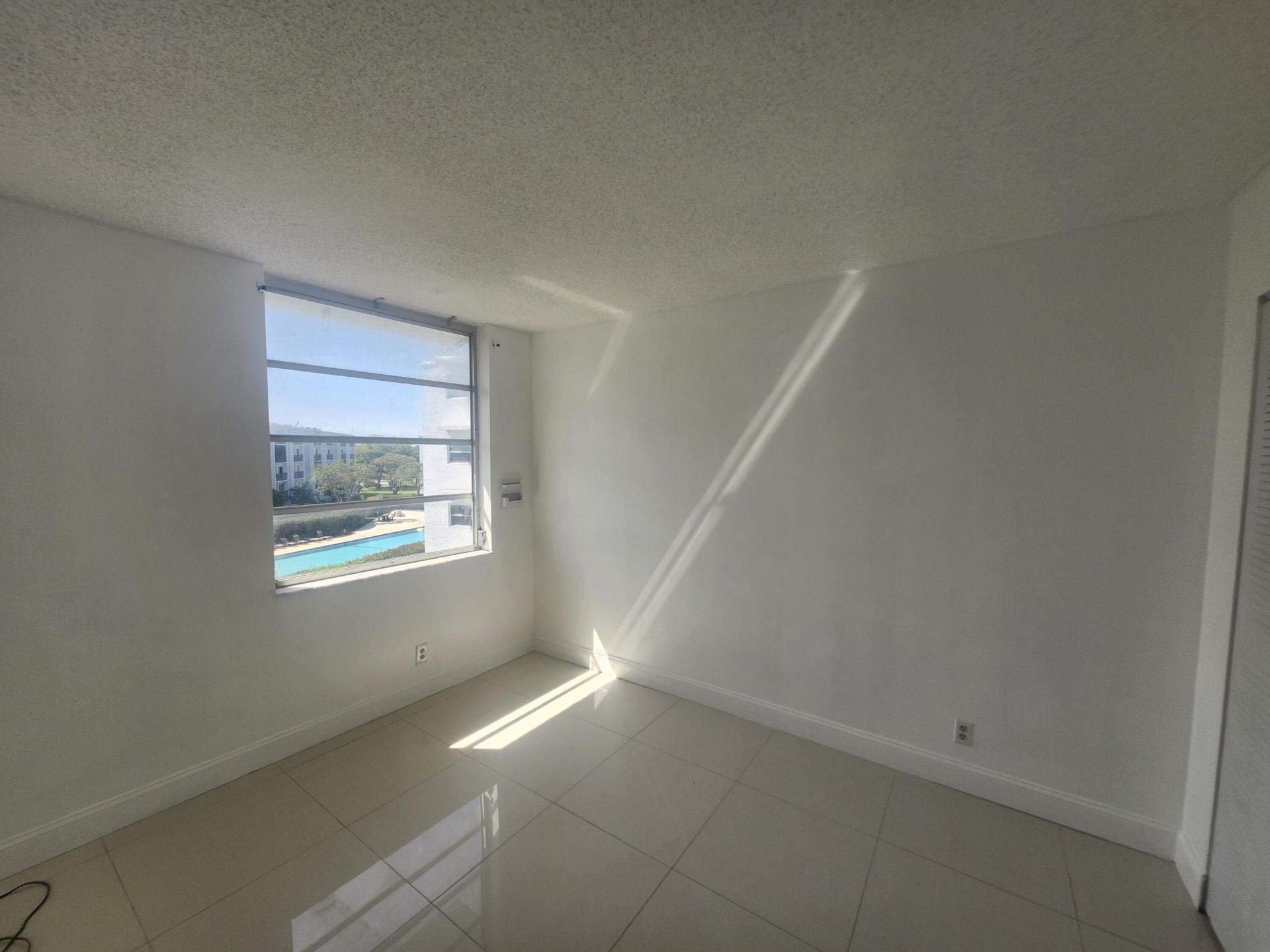 8600 N Sherman Circle N, Unit 408, Miramar, FL 33025 Photo