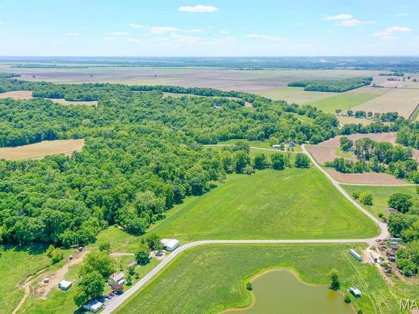 000 Stamm Hollow Road, Evansville, IL 62242