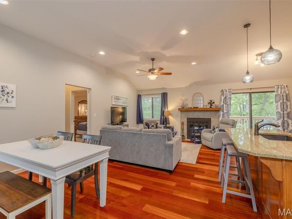 134 Geneva Cove Drive, Innsbrook, MO 63390