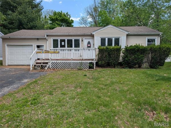 20 Marlo Drive, Belleview, IL 62226