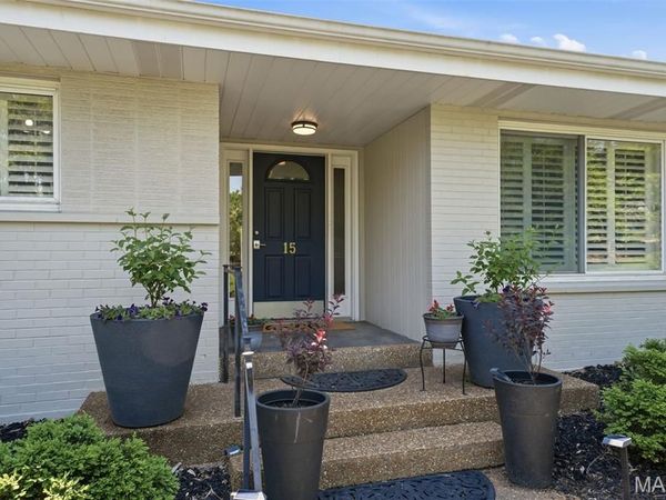 15 Glen Creek Lane , St Louis, MO 63124