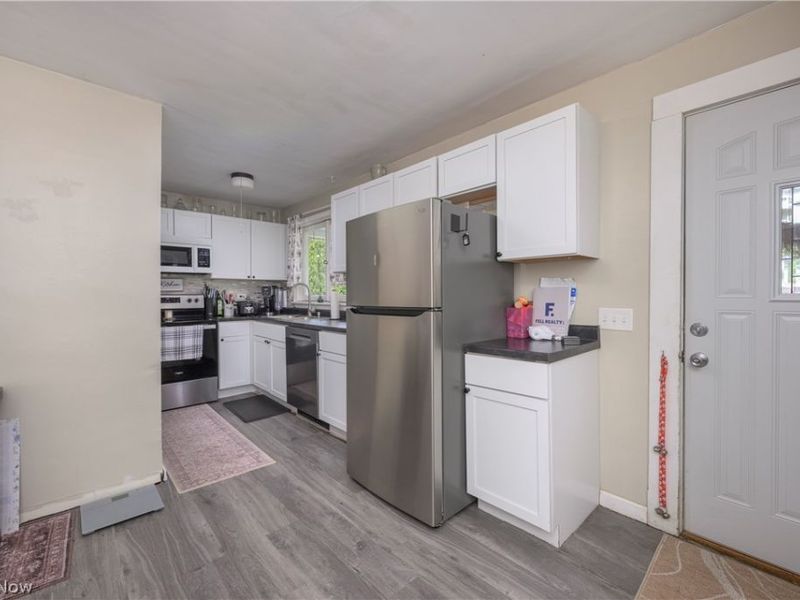 368 4th Drive NW, New Philadelphia, OH 44663 Photo 7