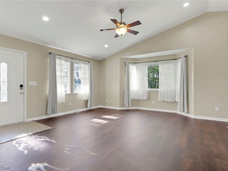 14953 King Road, Howard, OH 43028 Photo 7