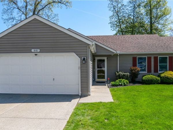 1807 Sandalwood Drive, Avon, OH 44011