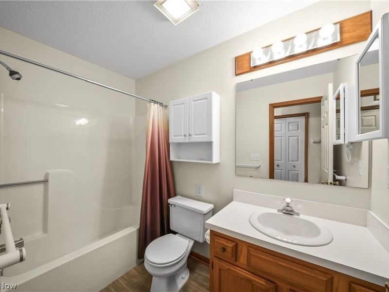 1807 Sandalwood Drive, Avon, OH 44011 Photo 11