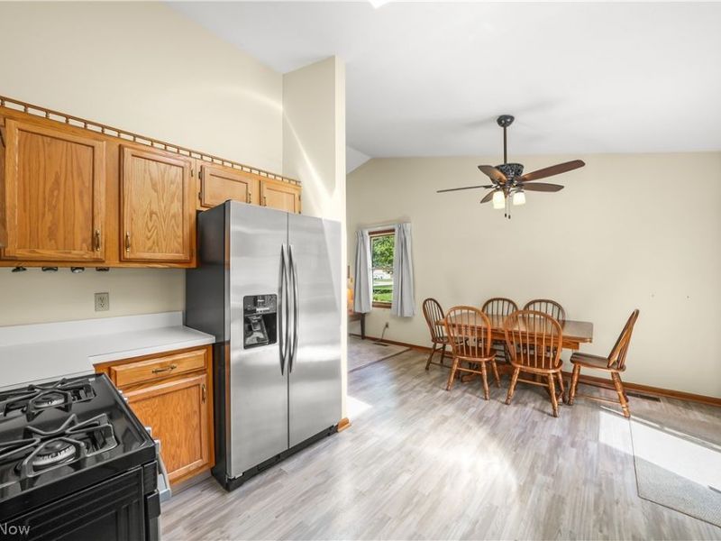1807 Sandalwood Drive, Avon, OH 44011 Photo 7